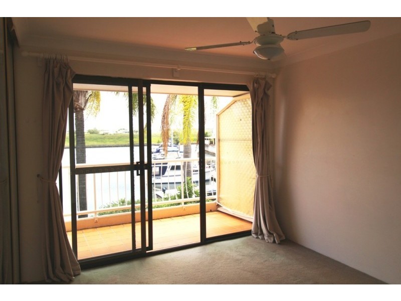 Hope Island QLD 4212