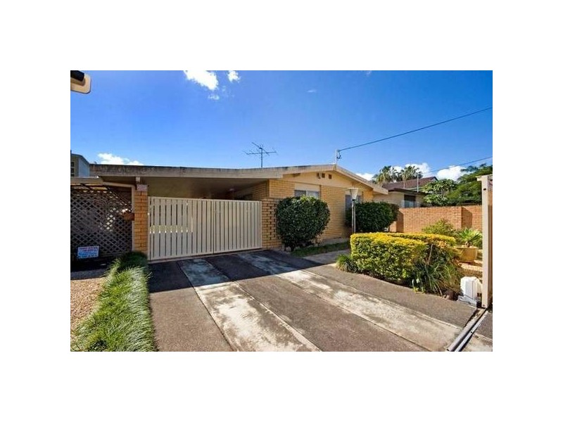 27 Nankeen Avenue, Paradise Point QLD 4216