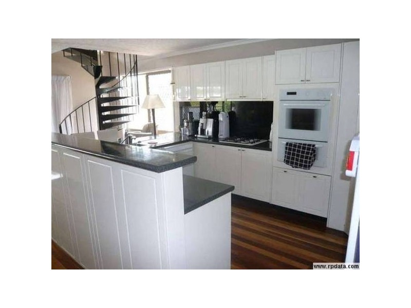 28 Longboat Drive, Biggera Waters QLD 4216