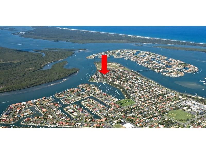 1/32 Shoveller Avenue, Paradise Point QLD 4216