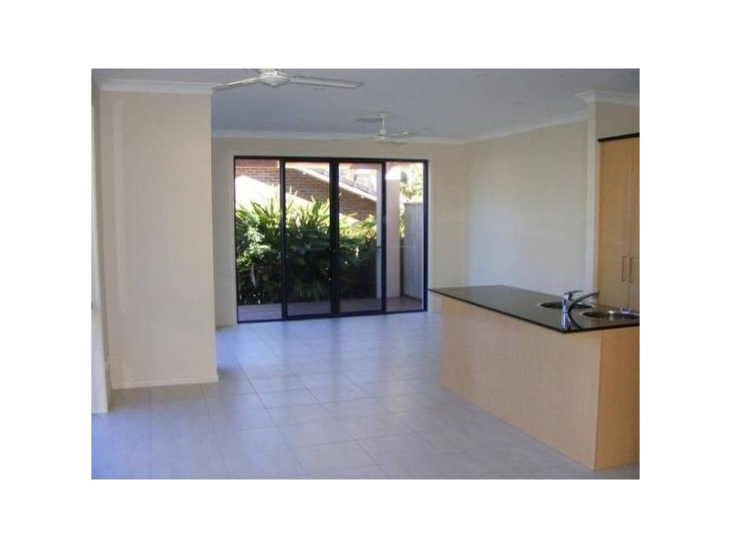 20 Killowill Ave, Paradise Point QLD 4216