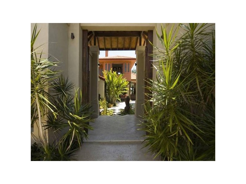 2164 Beaufort Way, Hope Island QLD 4212