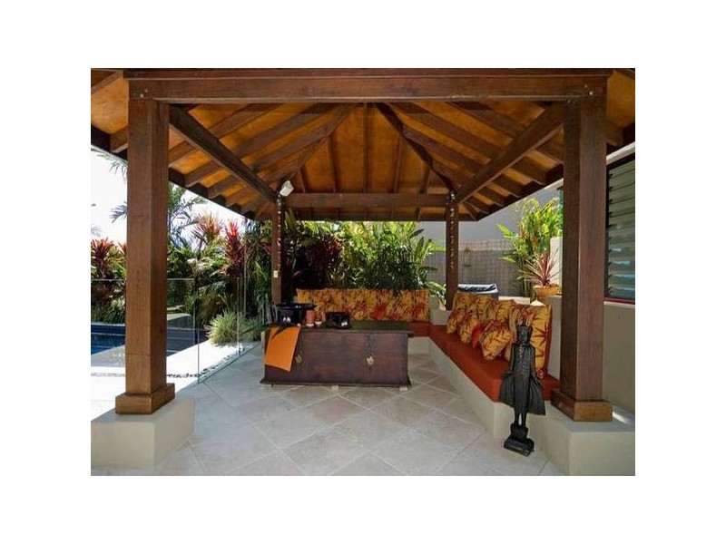 2164 Beaufort Way, Hope Island QLD 4212