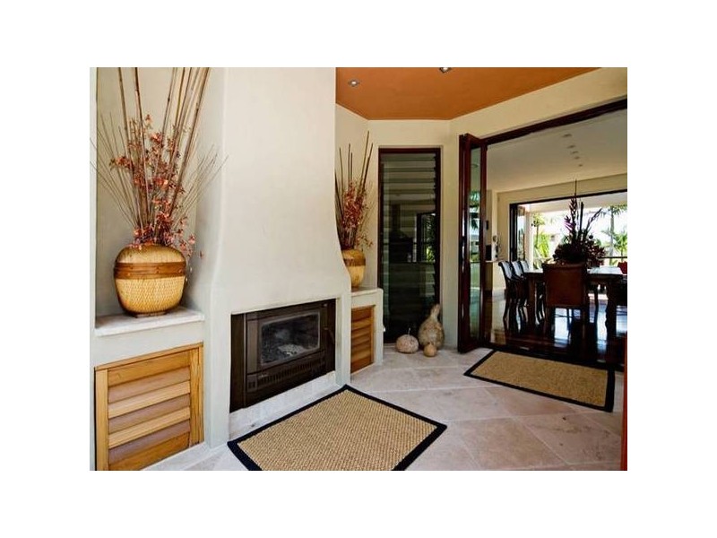 2164 Beaufort Way, Hope Island QLD 4212