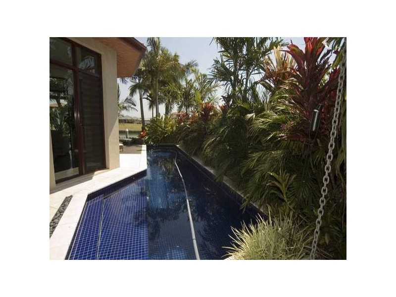 2164 Beaufort Way, Hope Island QLD 4212