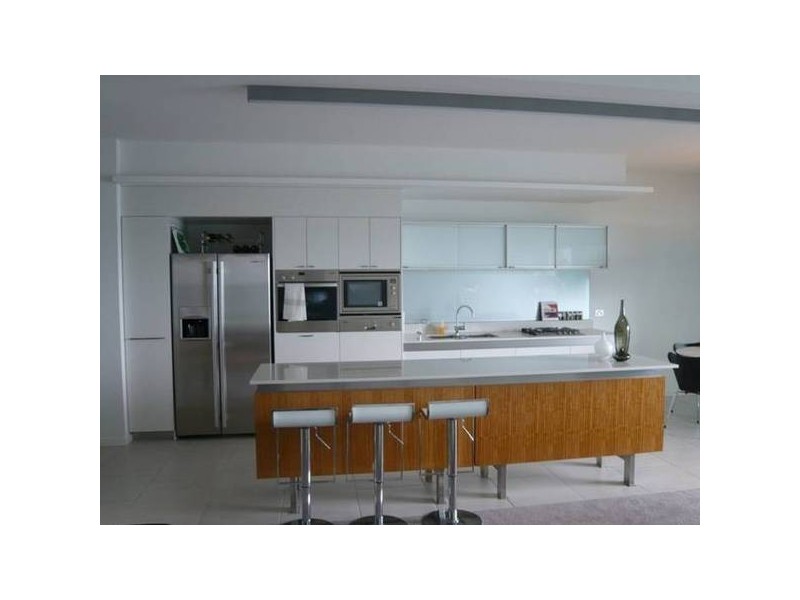 27103 Ephraim Island, Paradise Point QLD 4216