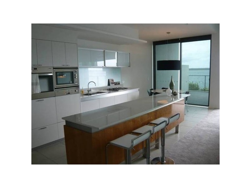27103 Ephraim Island, Paradise Point QLD 4216