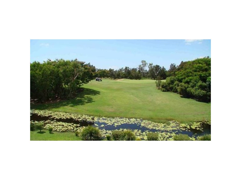 8884 Magnolia Drive, Hope Island QLD 4212