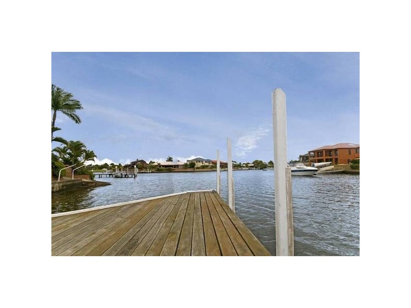11 Kikori Crescent, Runaway Bay QLD 4216