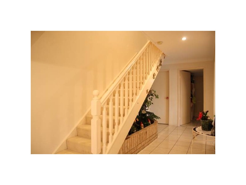 1 Cayman Court, Runaway Bay QLD 4216