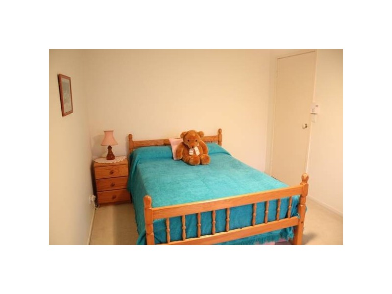 1 Cayman Court, Runaway Bay QLD 4216