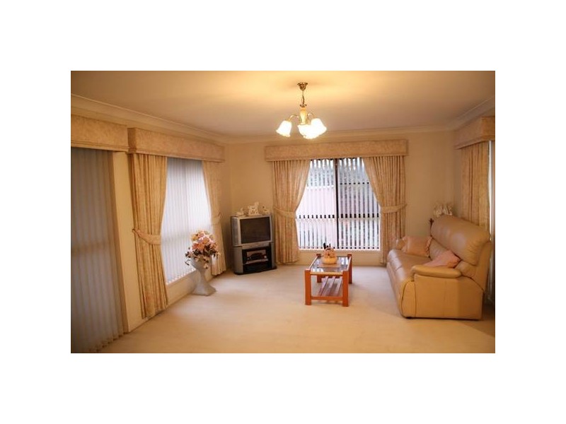 1 Cayman Court, Runaway Bay QLD 4216