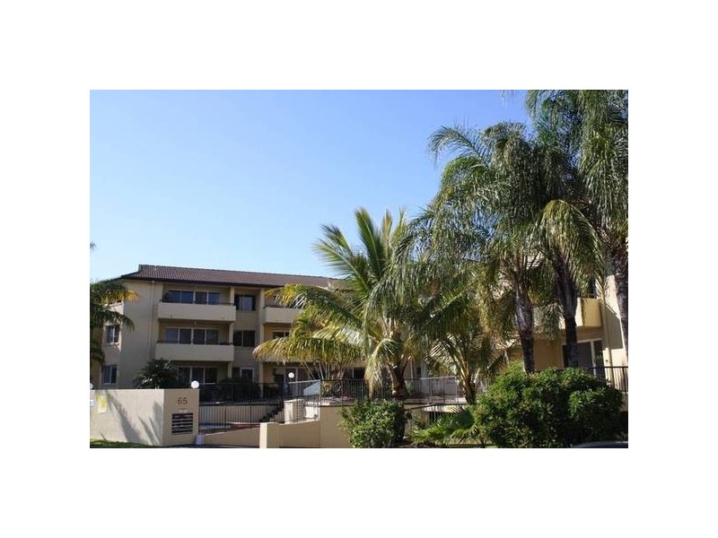 13/65 Bayview Street, Runaway Bay QLD 4216