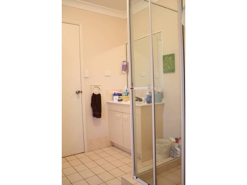 13/65 Bayview Street, Runaway Bay QLD 4216