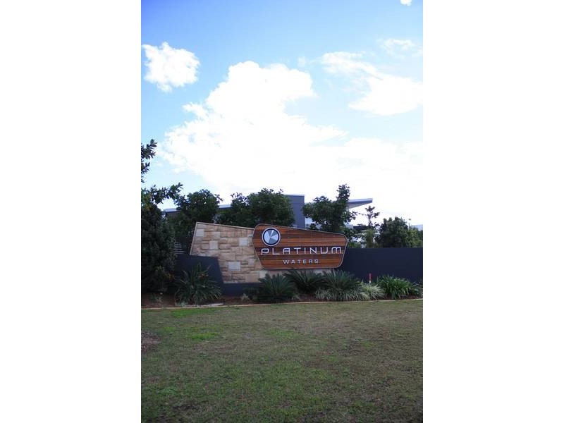 24 Iridium Crescent, Hope Island QLD 4212