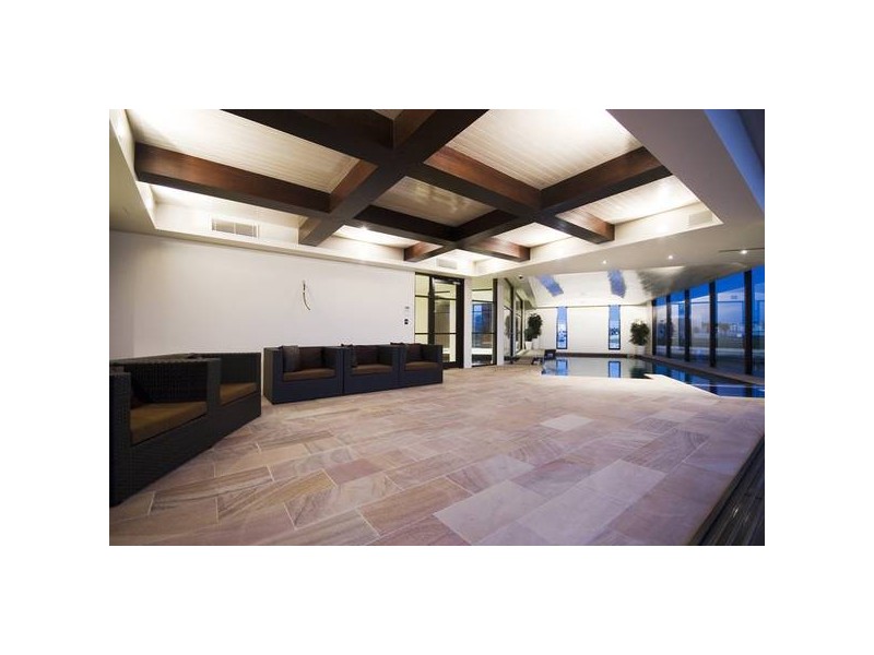 48 Knightsbridge Parade, Sovereign Islands QLD 4216