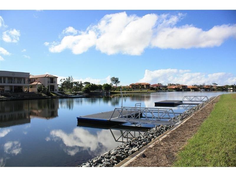 25 Mandolin Avenue, Hope Island QLD 4212
