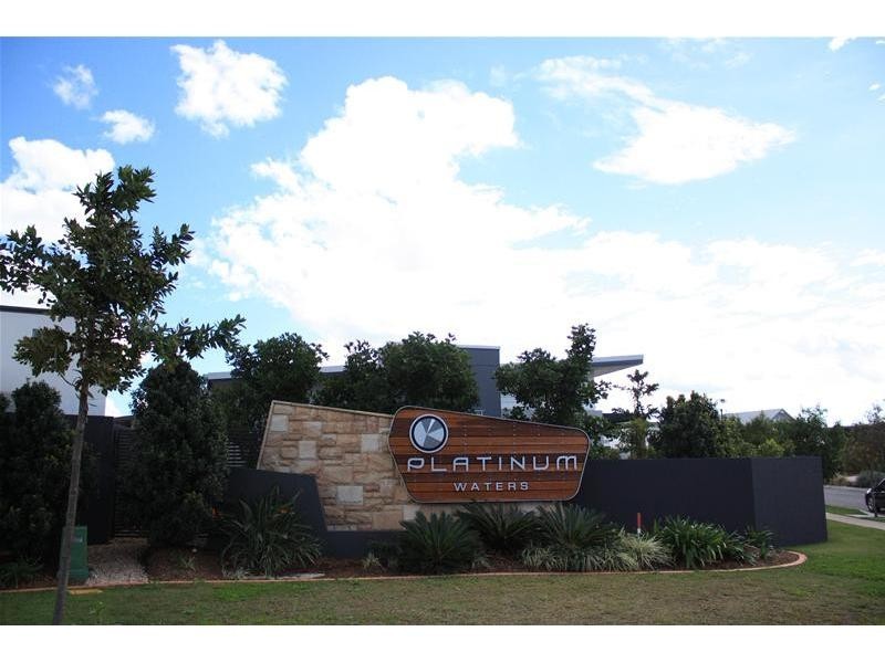 Hope Island QLD 4212