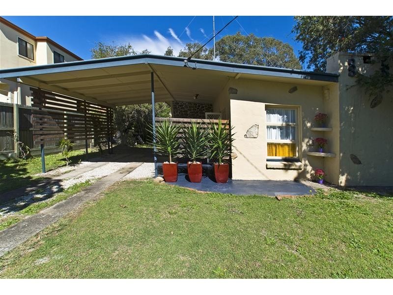 14 Bright Avenue, Labrador QLD 4215
