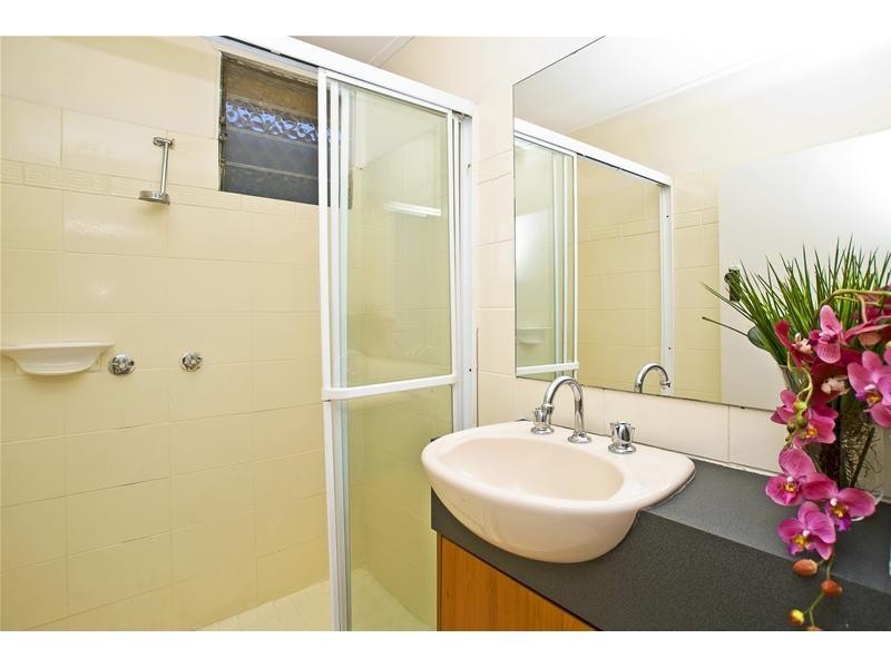 14 Bright Avenue, Labrador QLD 4215