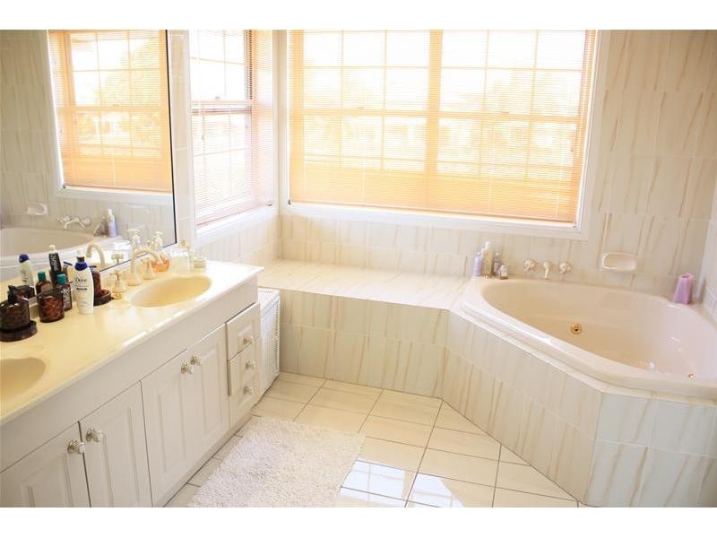 Runaway Bay QLD 4216