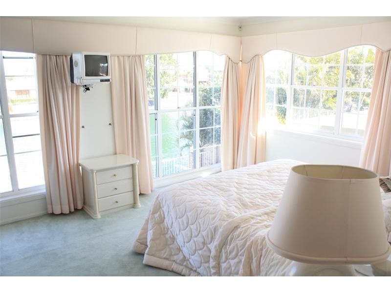 Runaway Bay QLD 4216