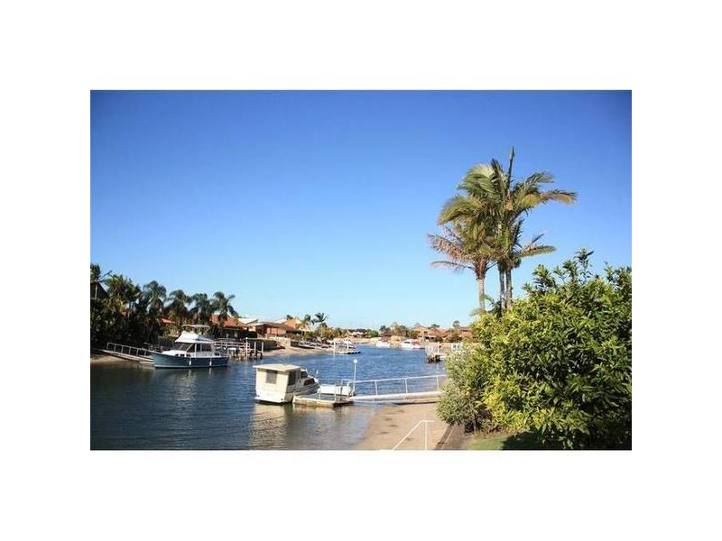 81 Columbus Drive, Hollywell QLD 4216