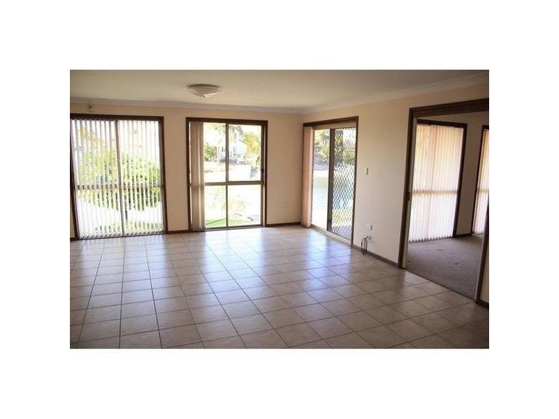 81 Columbus Drive, Hollywell QLD 4216