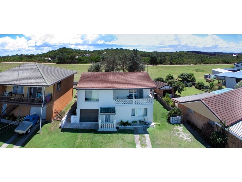 31 Hiawatha Road, Minnie Water NSW 2462