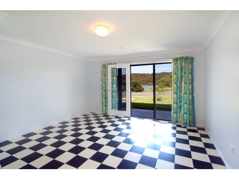 27 Riverside Drive, Wooli NSW 2462