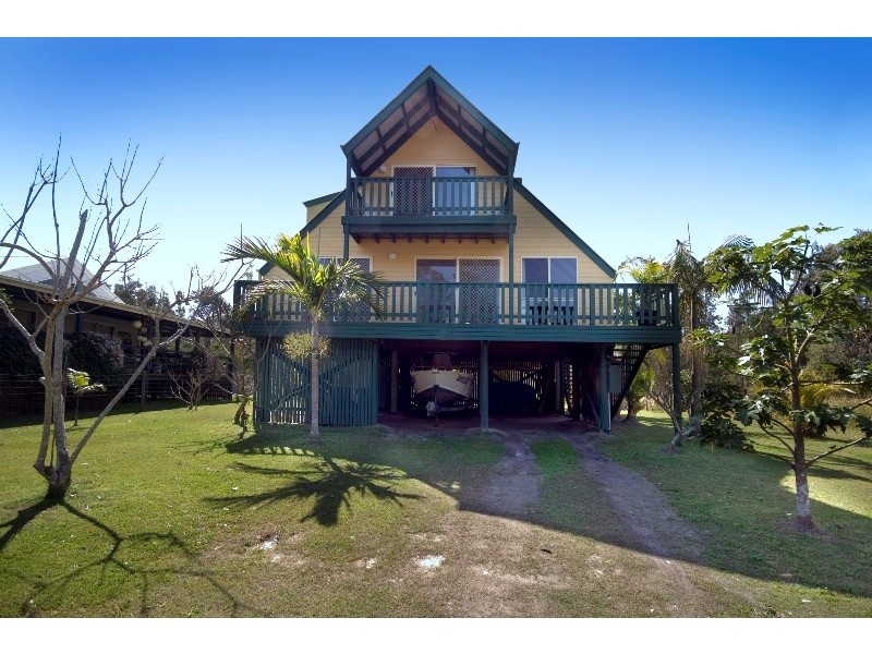 6 Little River Close, Wooli NSW 2462