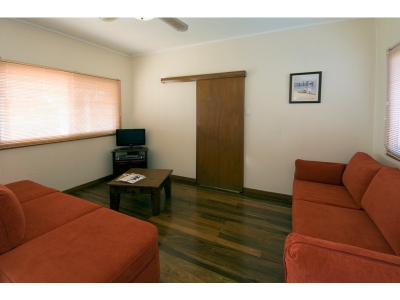 4 Banksia Street, Minnie Water NSW 2462