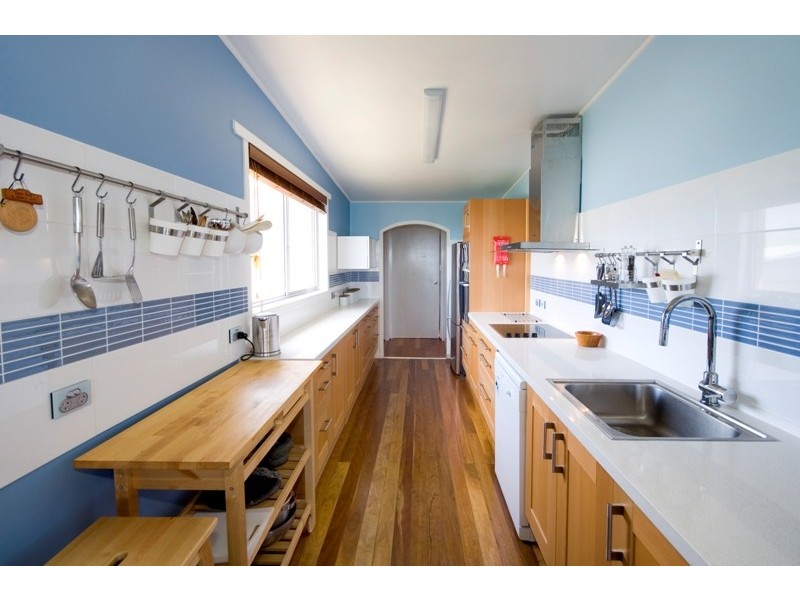 31 Waratah Cres, Minnie Water NSW 2462