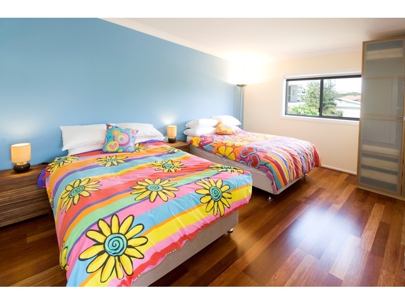 31 Waratah Cres, Minnie Water NSW 2462