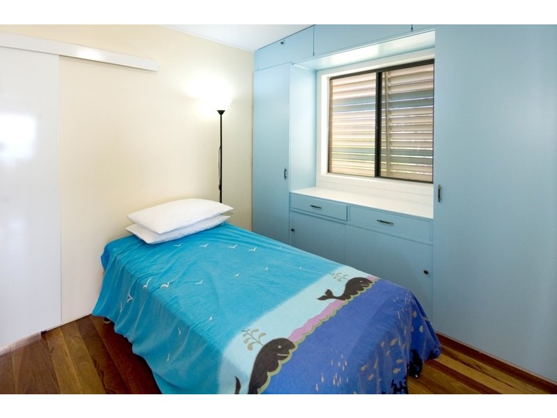 31 Waratah Cres, Minnie Water NSW 2462