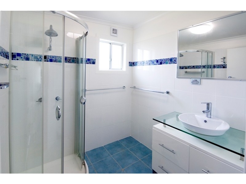 31 Waratah Cres, Minnie Water NSW 2462