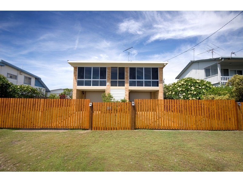 31 Waratah Cres, Minnie Water NSW 2462