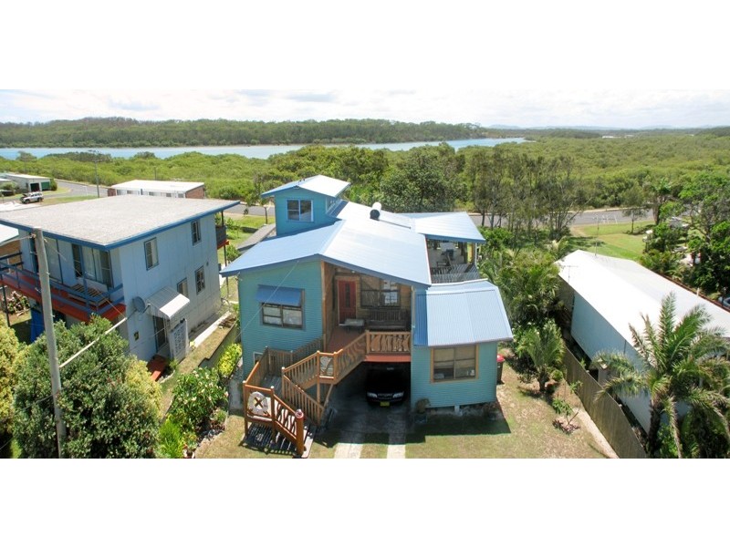 143 Main Street, Wooli NSW 2462