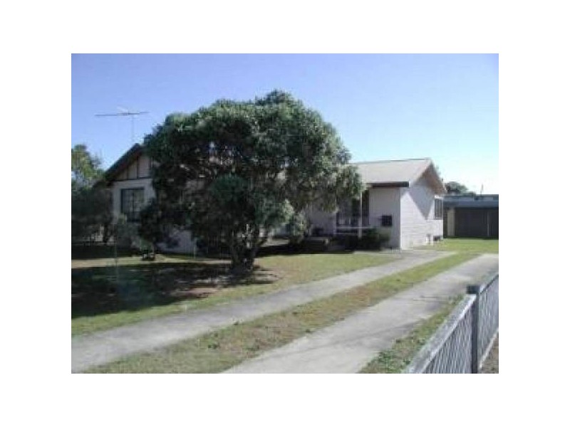 32 Grevillia Parade, Minnie Water NSW 2462