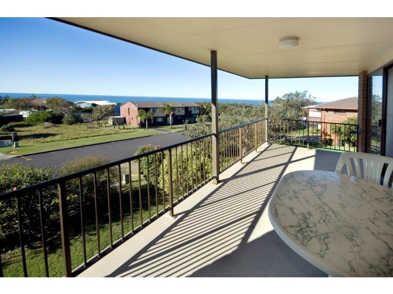 7 Acacia Street, Minnie Water NSW 2462