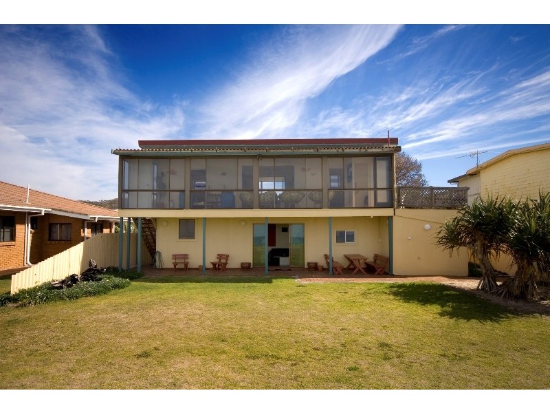 12 South Terrace, Wooli NSW 2462