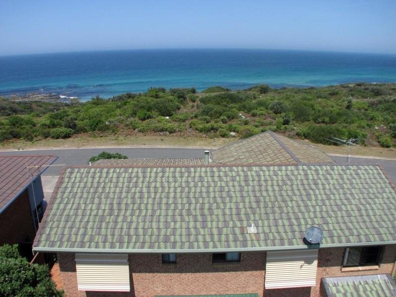 9 Grevillia Parade, Minnie Water NSW 2462