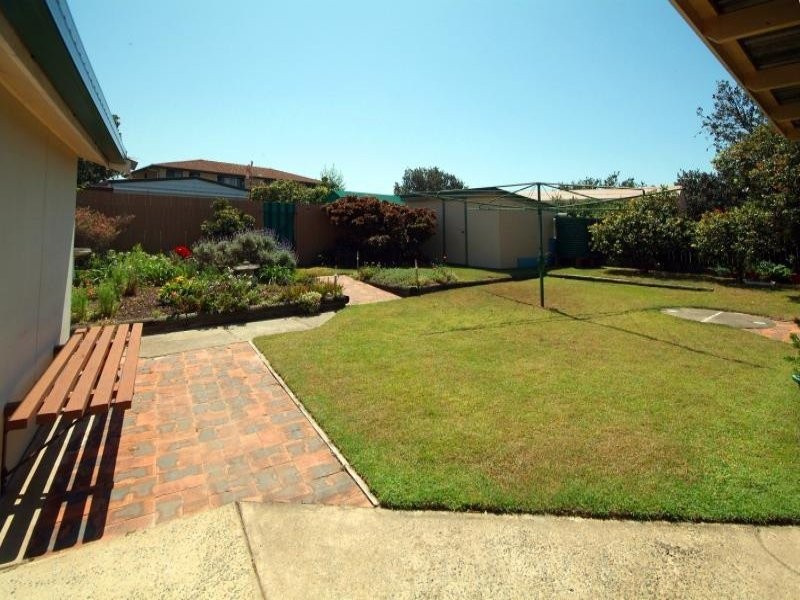 9 Grevillia Parade, Minnie Water NSW 2462