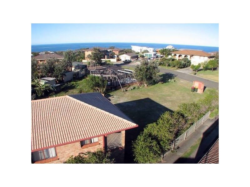 4 Wisteria Crescent, Minnie Water NSW 2462