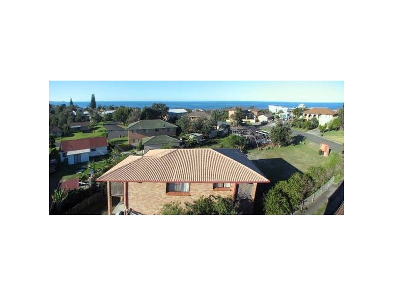 4 Wisteria Crescent, Minnie Water NSW 2462