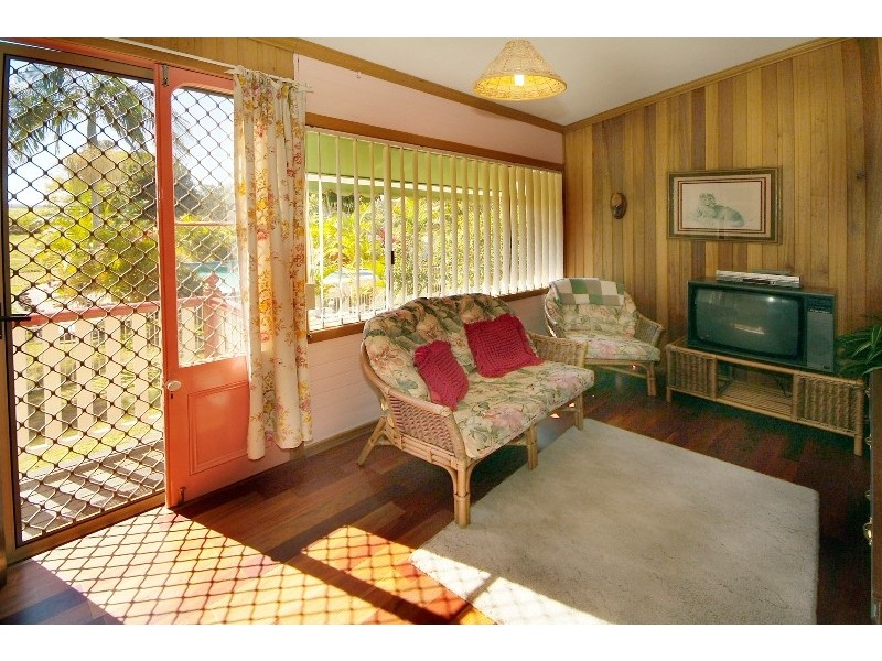 275 Warregah Island Road, Chatsworth NSW 2469