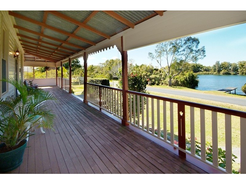 275 Warregah Island Road, Chatsworth NSW 2469