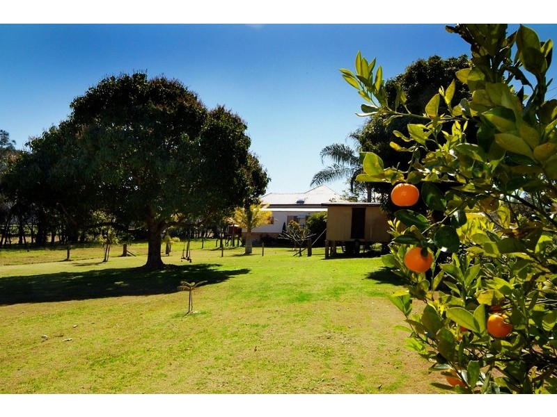 275 Warregah Island Road, Chatsworth NSW 2469