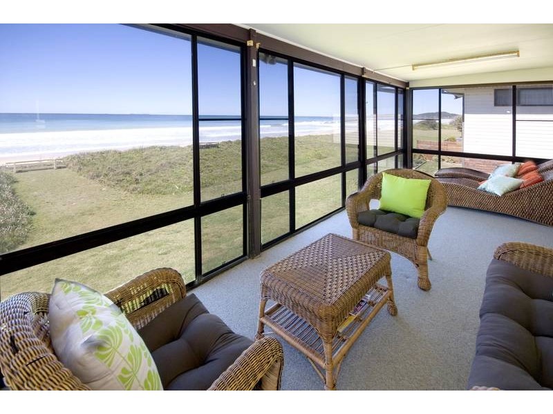 4 South Tce, Wooli NSW 2462