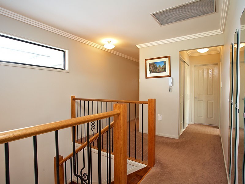 10 Tamarind Street, North Lakes QLD 4509